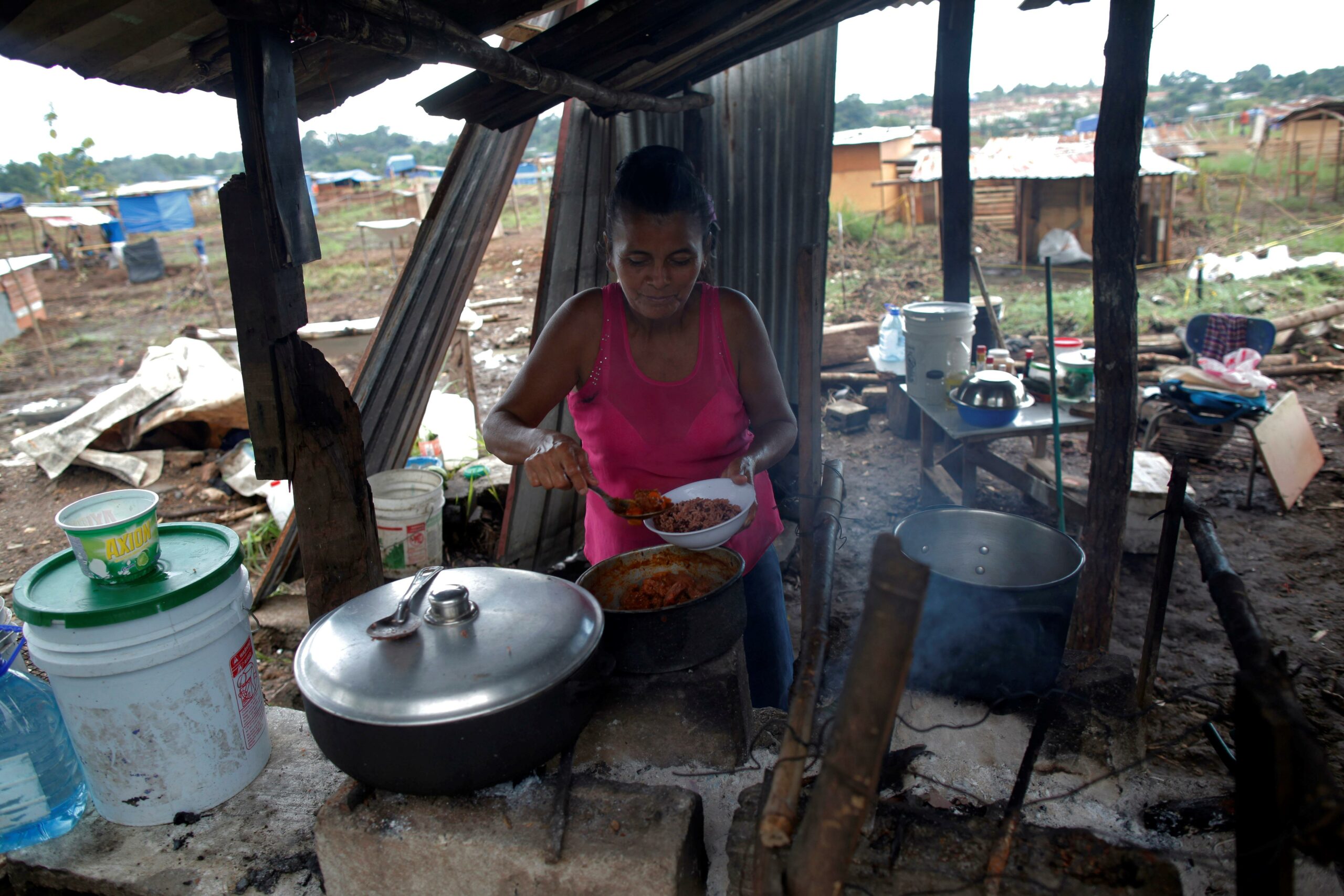 Invasores En Panam La Lucha Por Tener Una Casa En Medio De La