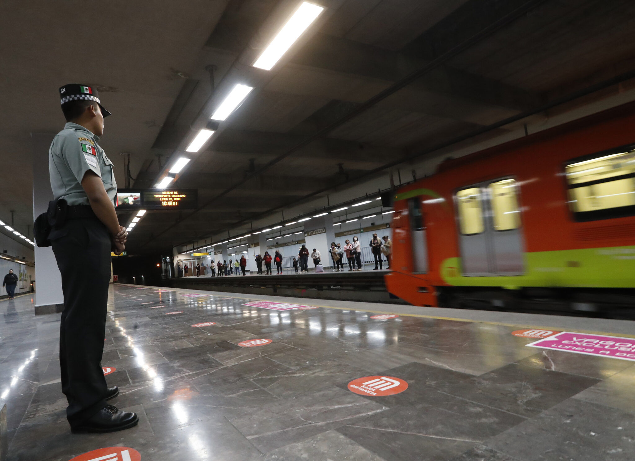 Tras 20 meses, reabre parcialmente la colapsada línea 12 del metro de  México - MarketData