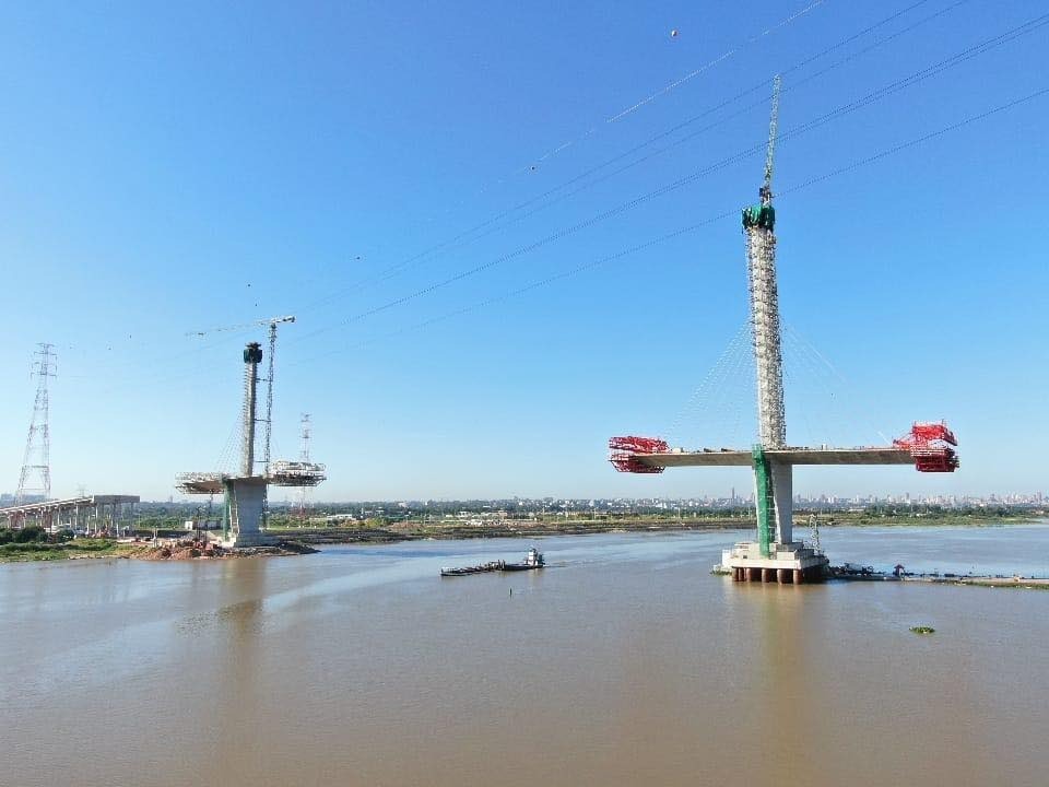 Construcci n del puente entre Asunci n y Chaco i alcanza un 80 de