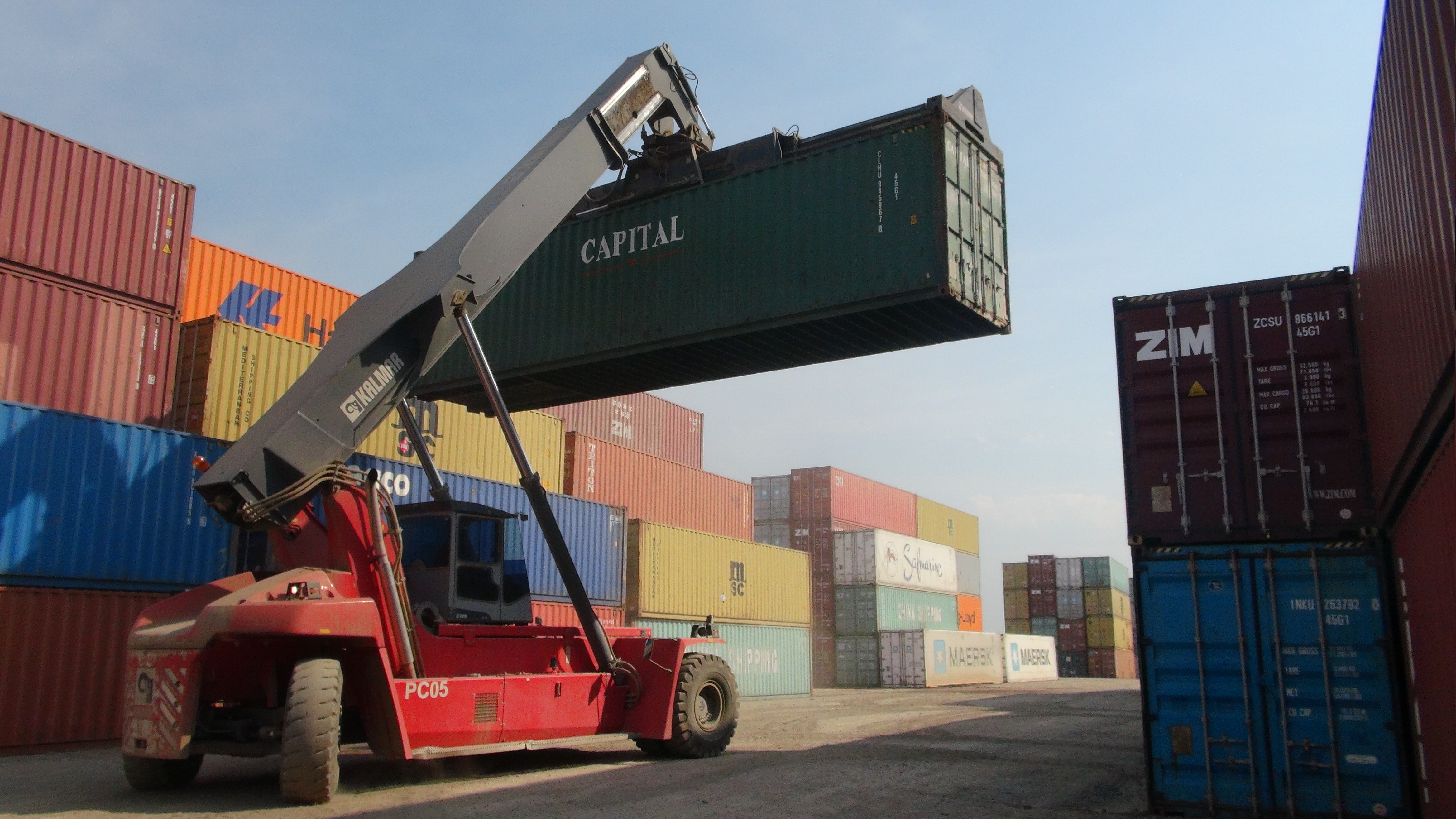Exportaciones tangibles superan los USD 1.600 millones al cierre del primer semestre