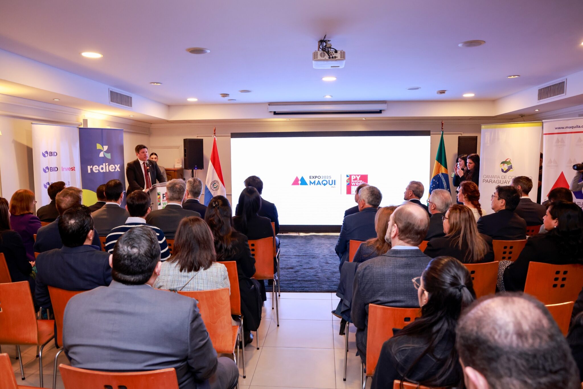 Presentación oficial del evento Paraguay Business Week 2025,