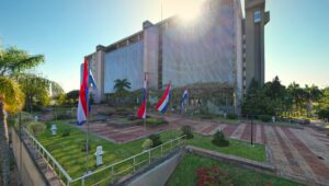 Sede del Banco Central del Paraguay. El Banco Mundial destacó a la banca matriz paraguaya por su buen manejo de reservas internacionales